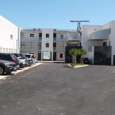 Appartement Cosy Cote Cour, Acces Plage, Piscine, Balcon, Parking, Animaux Admis, - Fr-1-194-228