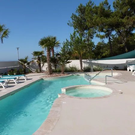 Cosy Cote Cour, Acces Plage, Piscine, Balcon, Parking, Animaux Admis, - Fr-1-194-228 Lejlighed *