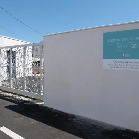 Cosy Cote Cour, Acces Plage, Piscine, Balcon, Parking, Animaux Admis, - Fr-1-194-228 * La Tranche-sur-Mer